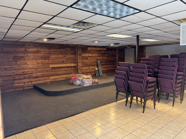 More Photos Of 1031-1039 Bandera Rd, San Antonio Storefront For Sale