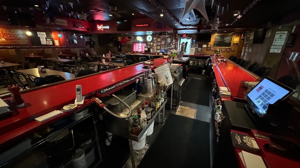 More Photos Of 1824-1826 Hanover Ave, Allentown Restaurant For Sale