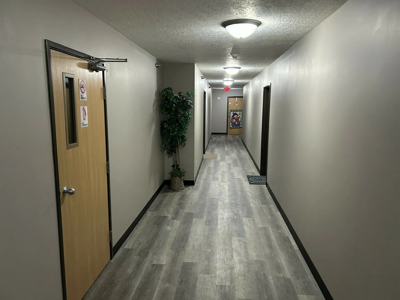 More Photos Of 1313 W 30th St, Yankton Apartments For Sale