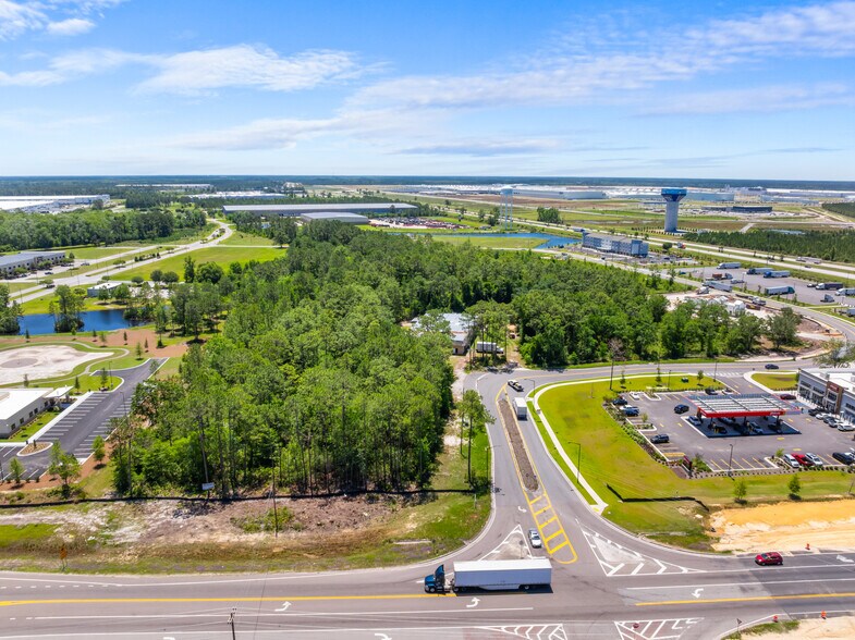 More Photos Of 11232 US-280, Ellabell Storefront For Sale