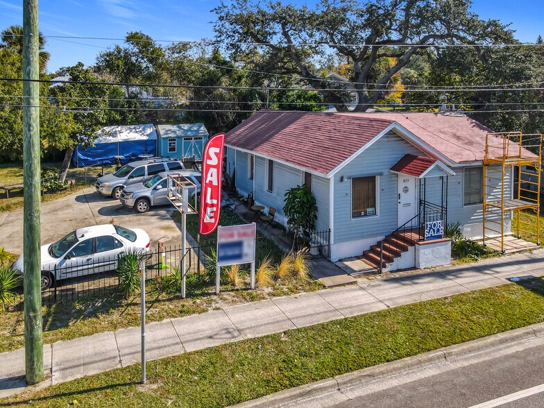 More Photos Of 825 N Ridgewood Ave, Daytona Beach Office Residential For Sale