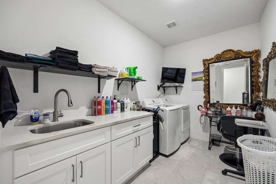 More Photos Of , Fort Worth Multifamily For Sale