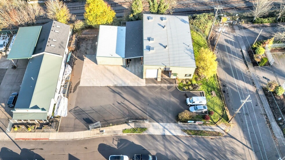 More Photos Of 15464 SE 94th Ave, Clackamas Industrial For Sale