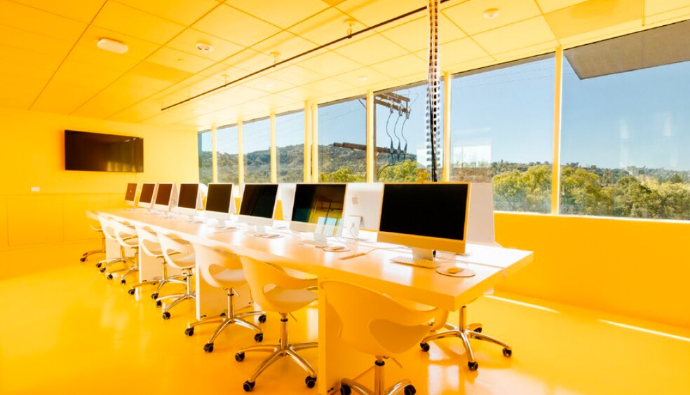 More Photos Of 4142 Lankershim Blvd, North Hollywood Unknown For Lease