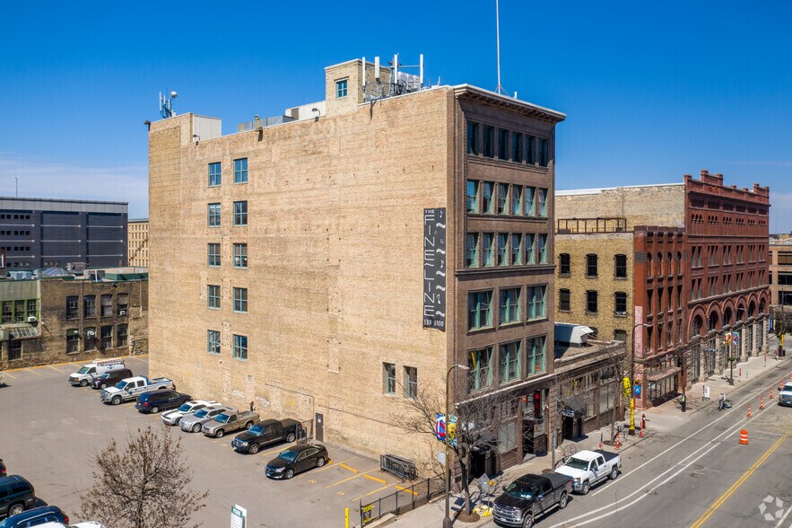 More Photos Of 318-322 1st Ave N, Minneapolis Loft Creative Space For Lease