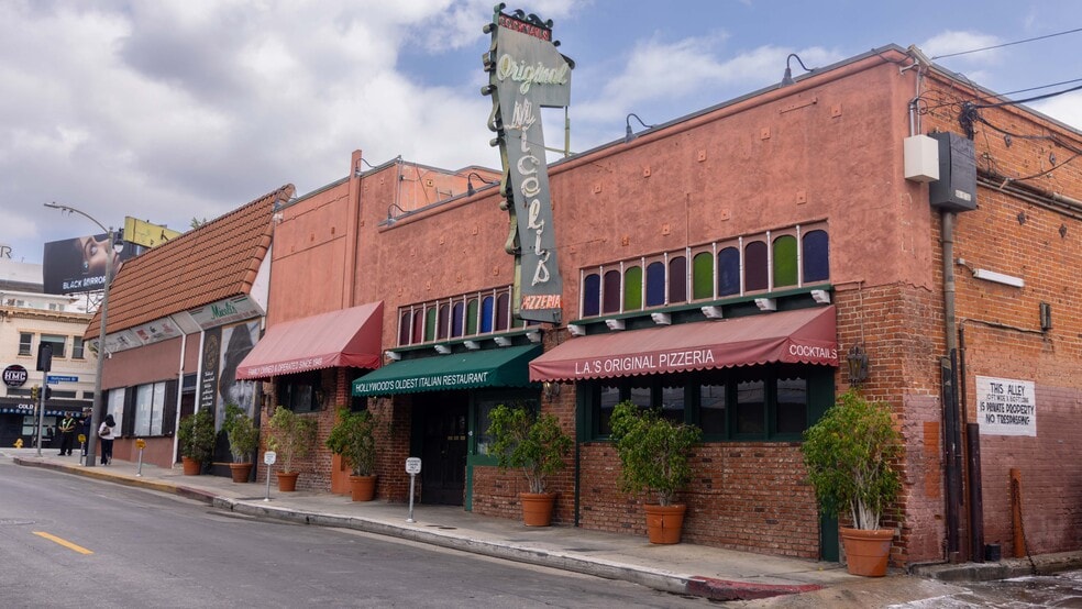 Primary Photo Of 1646 N Las Palmas Ave, Los Angeles Restaurant For Sale