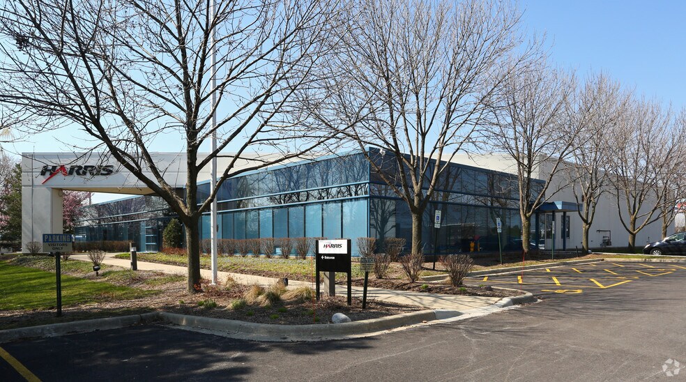 More Photos Of 500 W Algonquin Rd, Mount Prospect Flex For Sale