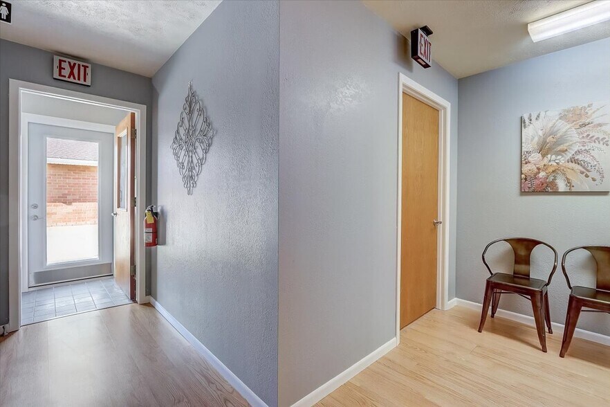 More Photos Of 111-113 Depot, Johnson Creek Medical For Sale