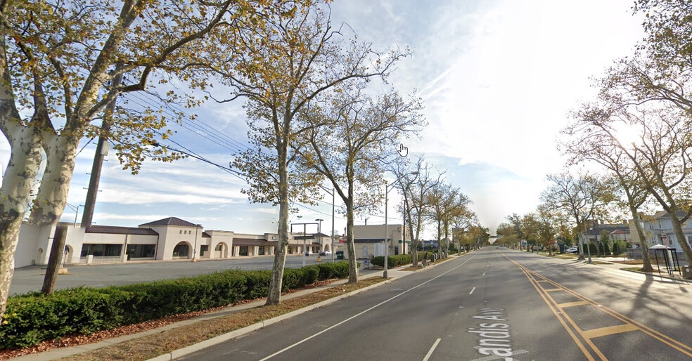 More Photos Of 22 W Landis Ave, Vineland Unknown For Lease