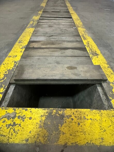 More Photos Of 2229 Bradford Hicks Dr, Livingston Auto Dealership For Sale