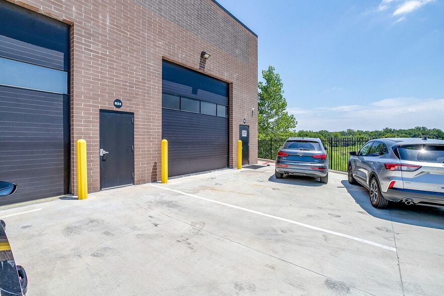 More Photos Of 4451 Dale Earnhardt Way, Northlake Office For Lease