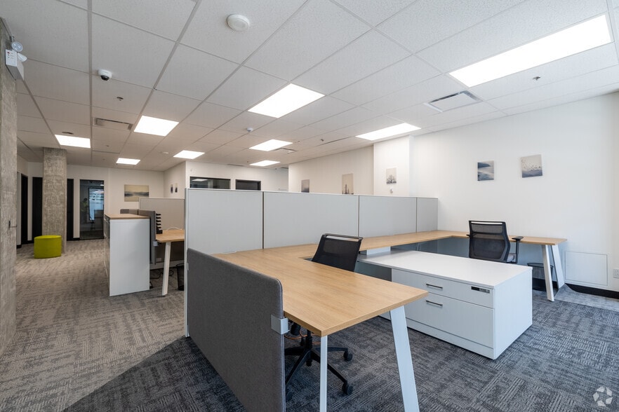 More Photos Of 2150 Rue Sainte-Catherine E, Montréal Apartments For Lease