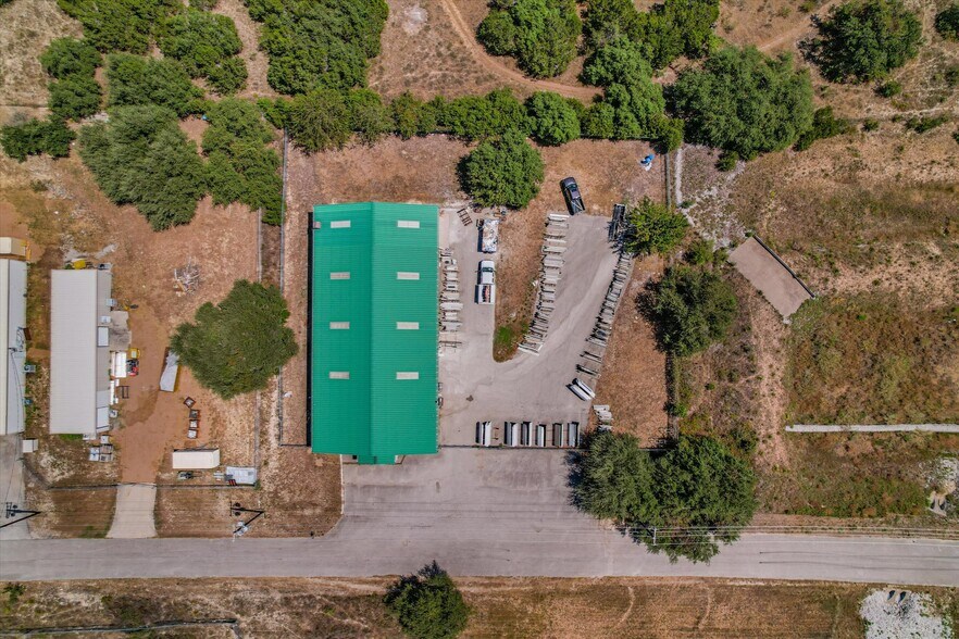 More Photos Of 22108 Odell Fairway Trl, Spicewood Industrial For Sale