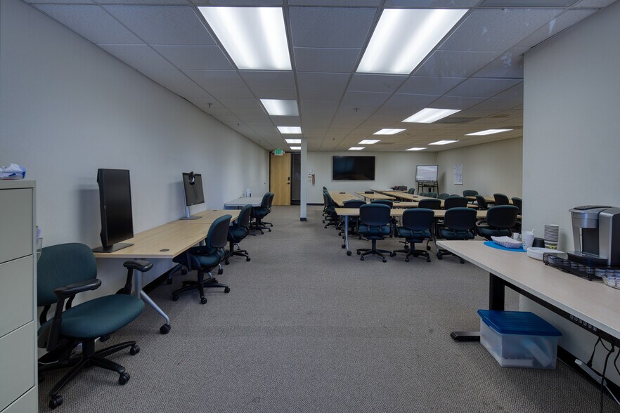 More Photos Of 1754 Technology Dr, San Jose Medical For Sale