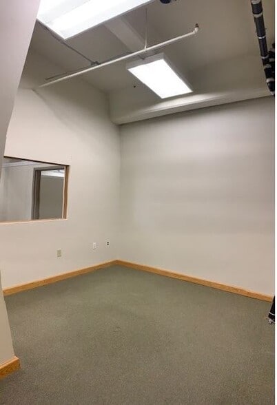 More Photos Of 231 W Water St, Elmira Storefront Retail Office For Lease