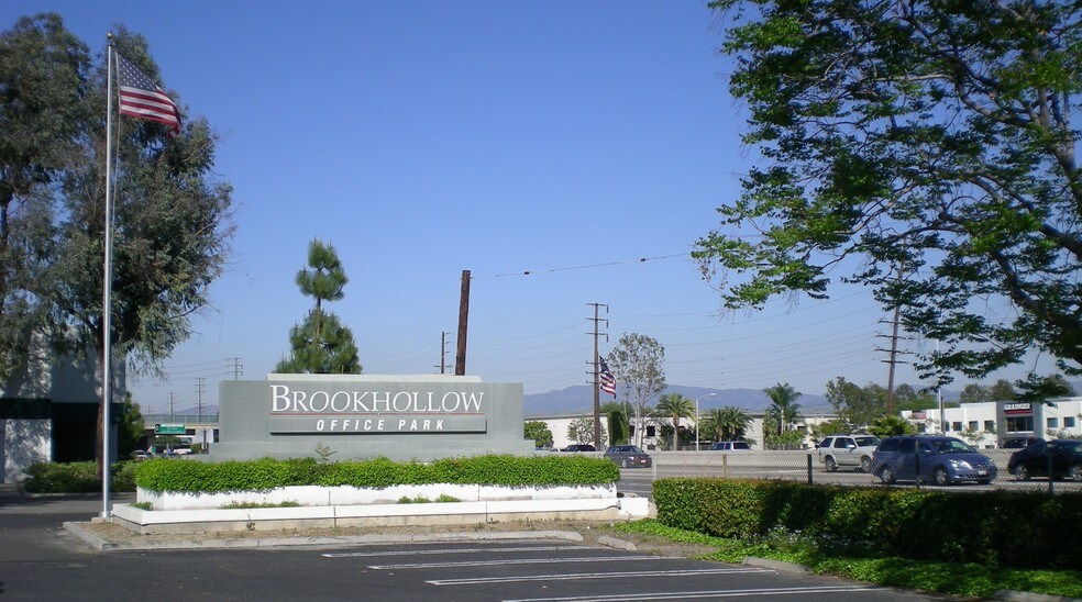 More Photos Of 1554 E Warner Ave, Santa Ana Freestanding For Lease