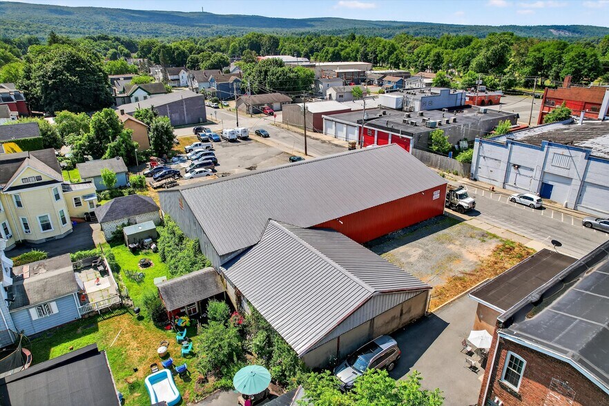 More Photos Of 98 Front St, Port Jervis Warehouse For Sale