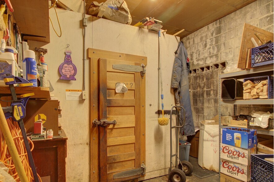 More Photos Of 135 N Nehalem St, Clatskanie Restaurant For Sale