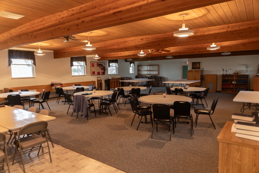 More Photos Of 381 H St, Hampton Religious Facility For Sale