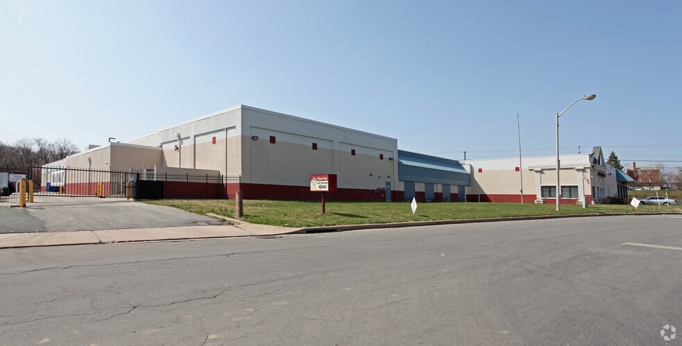 Primary Photo Of 4211 Shannon Dr, Baltimore Self Storage For Lease