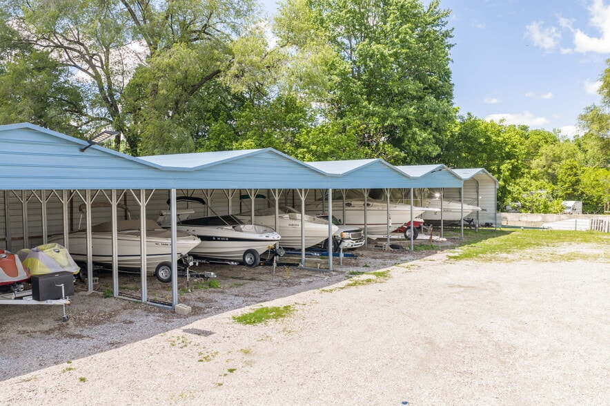 More Photos Of 4255 Kellogg Ave, Cincinnati Self Storage For Sale