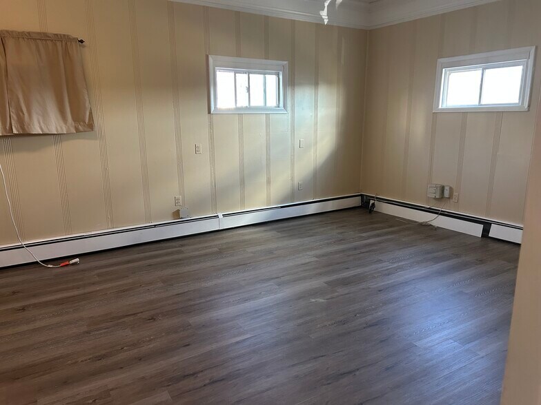 More Photos Of 64 Gleneida Ave, Carmel Storefront Retail Office For Lease