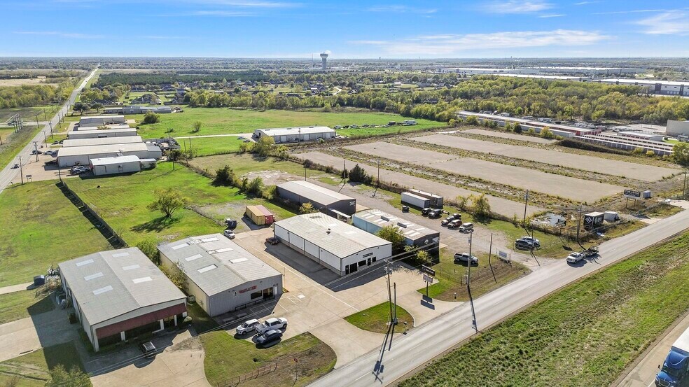 More Photos Of 4250 I-30 E, Rockwall Showroom For Sale