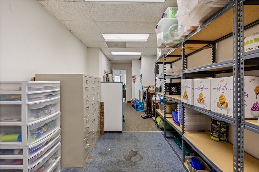 More Photos Of 516-522 Benham St, Bonne Terre Office For Lease