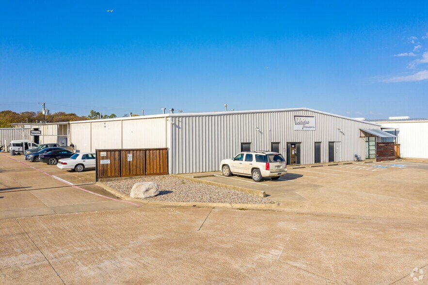 Primary Photo Of 1210 Metro Park Blvd, Lewisville Distribution For Lease