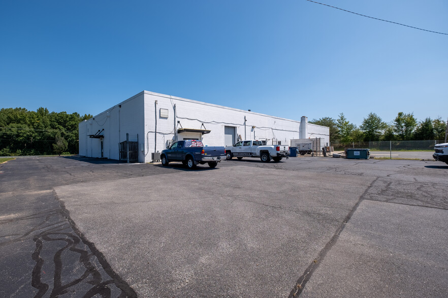 More Photos Of 7627 Leonardtown Rd, Hughesville Storefront Retail Office For Lease