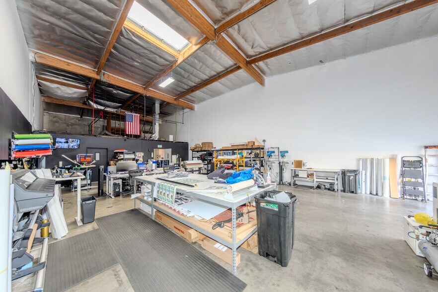 More Photos Of 6407-6419 Alondra Blvd, Paramount Warehouse For Sale