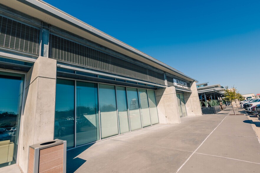 More Photos Of E Del Mar Blvd @ Winfield Pkwy, Laredo Unknown For Lease