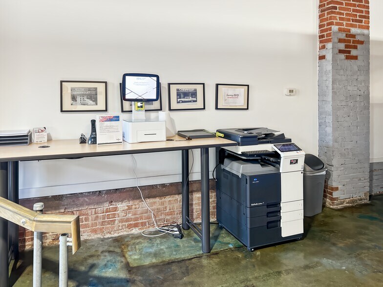 More Photos Of 12461 Veterans Memorial Hwy, Douglasville Loft Creative Space For Lease
