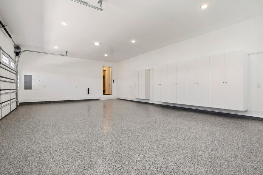 More Photos Of 396 Brookberry Farm Cir, Winston-Salem Specialty For Sale