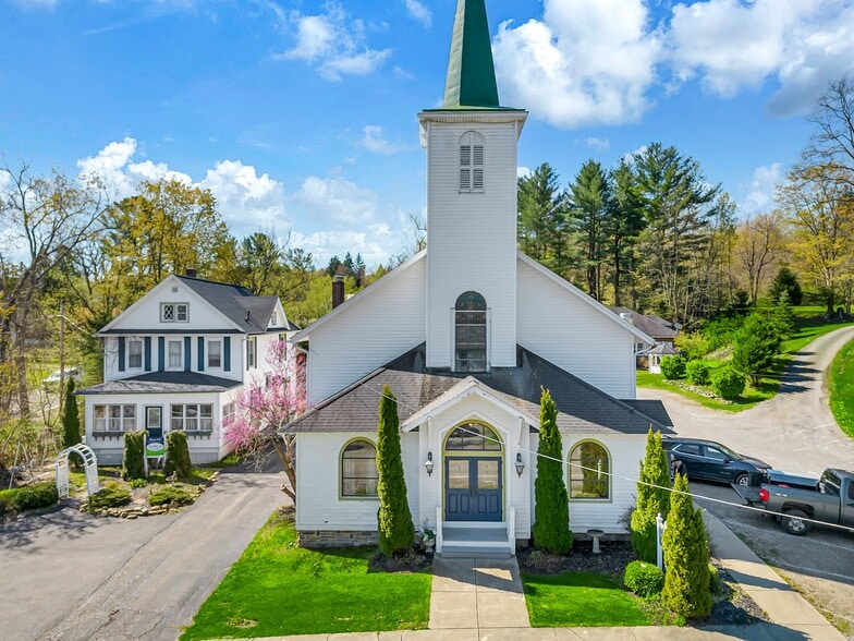 Primary Photo Of 5107 Langford Rd, North Collins Hospitality For Sale