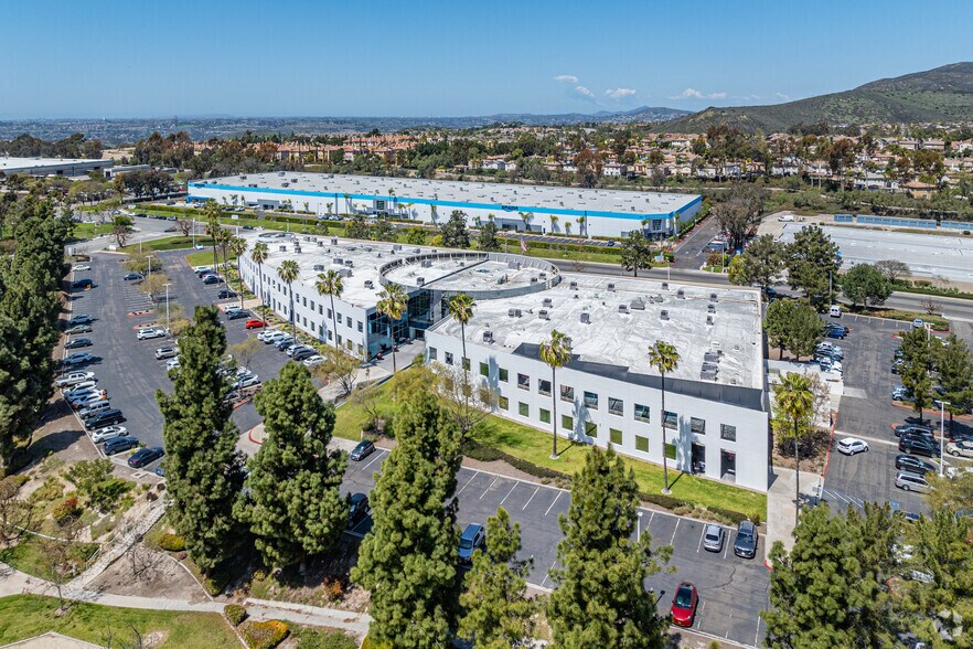 More Photos Of 2300 Boswell Rd, Chula Vista Office For Lease