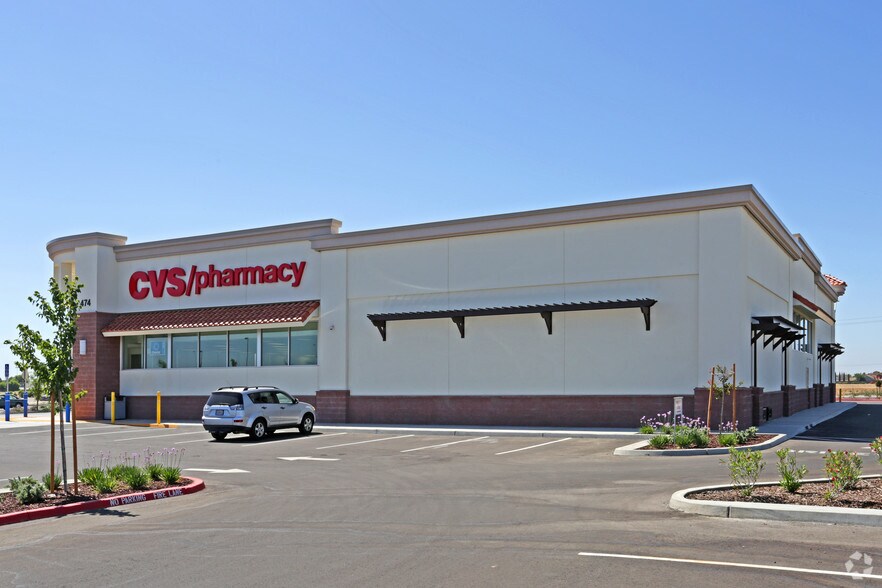 More Photos Of 474 Winton Pky, Livingston Drugstore For Sale