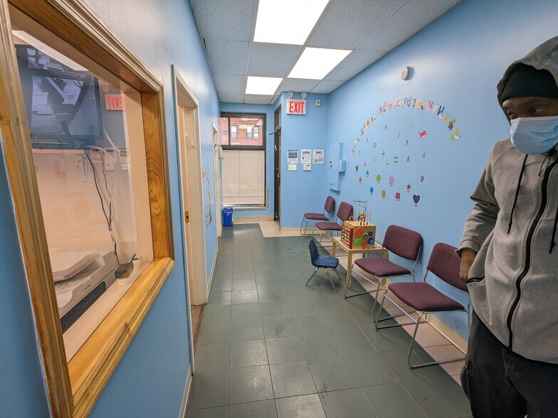 More Photos Of 7252 Metropolitan Ave, Middle Village General Retail For Sale