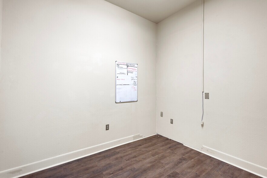 More Photos Of 9480-3 Huebner Rd, San Antonio Medical For Lease