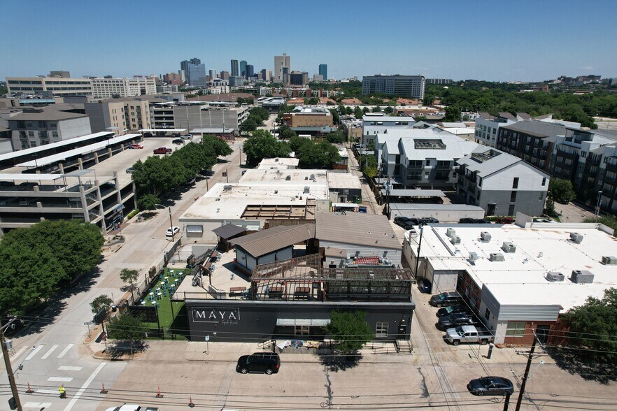 More Photos Of 1005 Norwood St, Fort Worth Restaurant For Sale