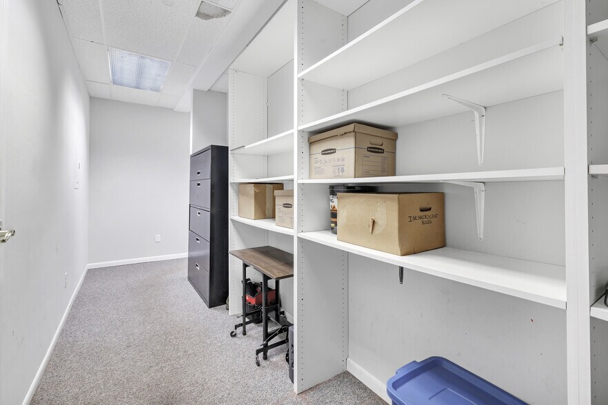 More Photos Of 324 Elm St, Monroe Medical For Sale
