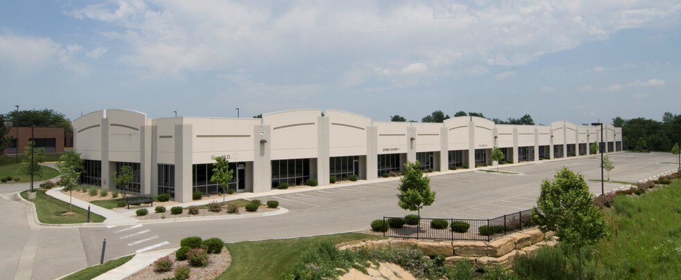 More Photos Of 11221 Strang Line Rd, Lenexa Light Distribution For Lease