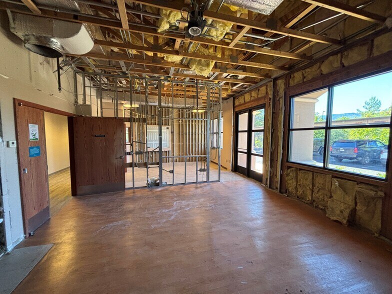 More Photos Of 450 S Willard St, Cottonwood Medical For Lease
