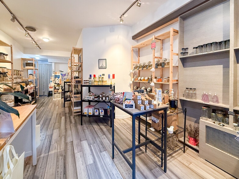 More Photos Of 239 E 80th St, New York Apartments For Lease