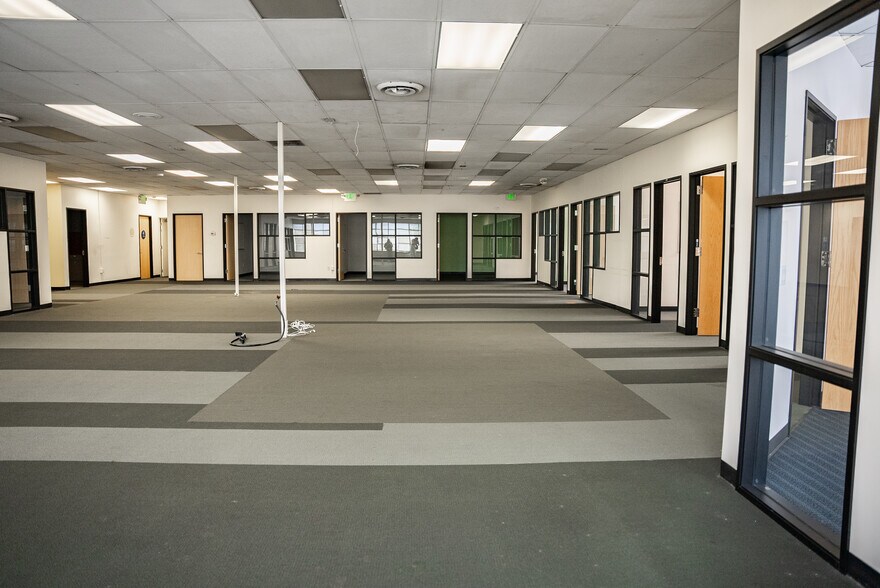 More Photos Of 650 Harrison St, San Francisco Flex For Lease