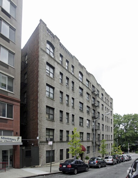 Primary Photo Of 715 Riverside Dr, New York Apartments For Lease