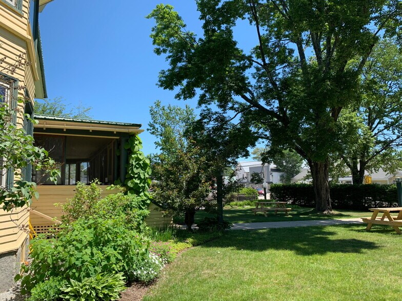 More Photos Of 548 Main St, Fryeburg Hotel For Sale