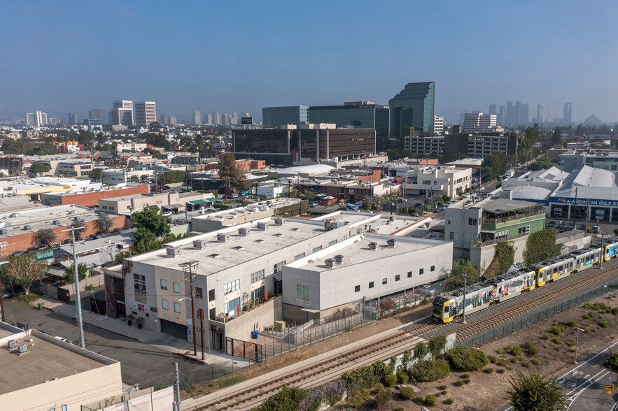 Primary Photo Of 2256 Barry Ave, Los Angeles Office For Sale