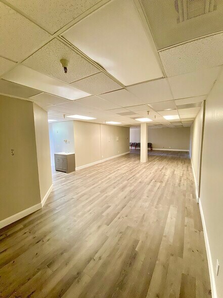 More Photos Of 695 Oak Grove Ave, Menlo Park Medical For Sale