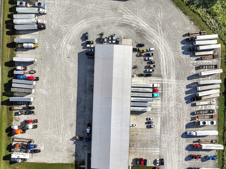 More Photos Of 19518 Whitfield Rd, Sedalia Light Manufacturing For Sale